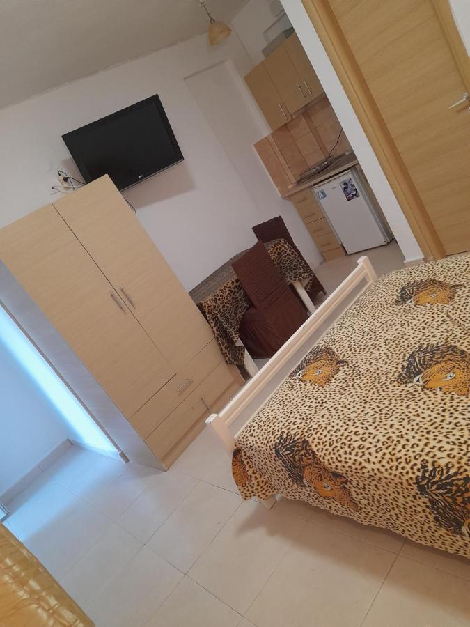 Villa Leopard Stavros  Bagian luar foto